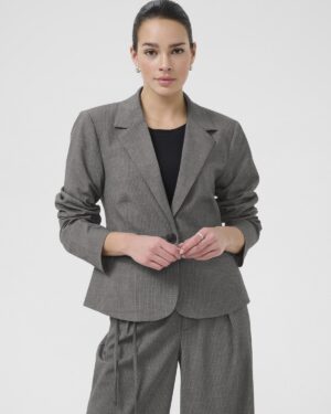 10510718 KAellie Blazer AW25